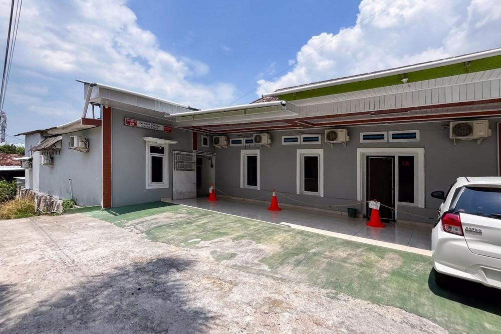 Hotel Kostel 99 Pangkal Pinang Redpartner Exterior foto